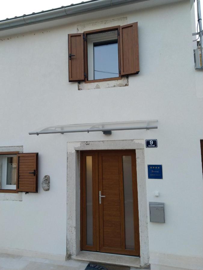 Apartman Catarina Врсар Экстерьер фото